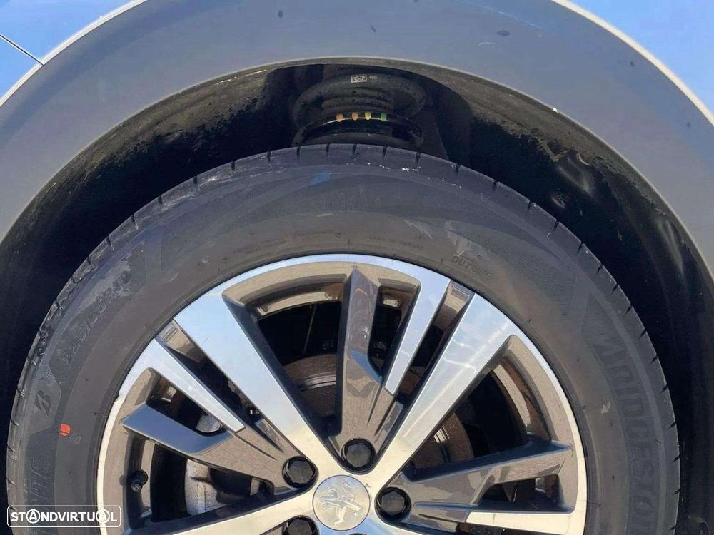 Peugeot 5008 1.5 BlueHDi Allure Pack - 18