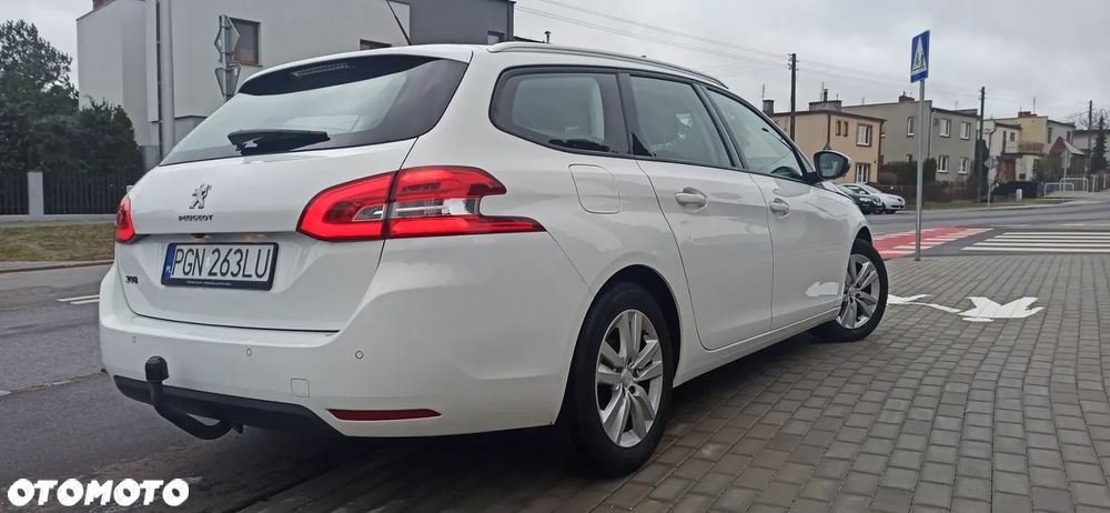 Peugeot 308 SW 1.2 PureTech GPF Allure Pack S&S EAT8 - 28