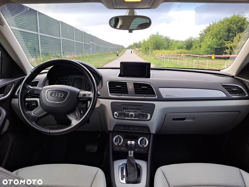 Audi Q3 - 19