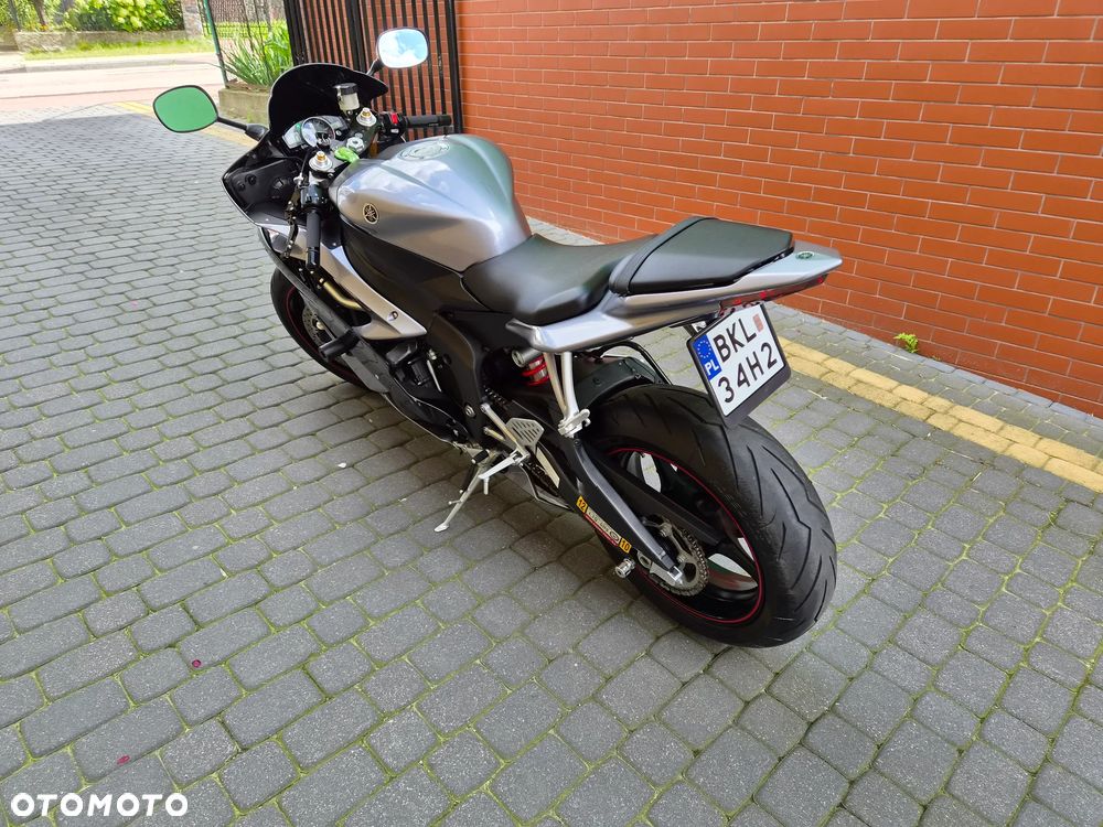 Yamaha YZF - 3