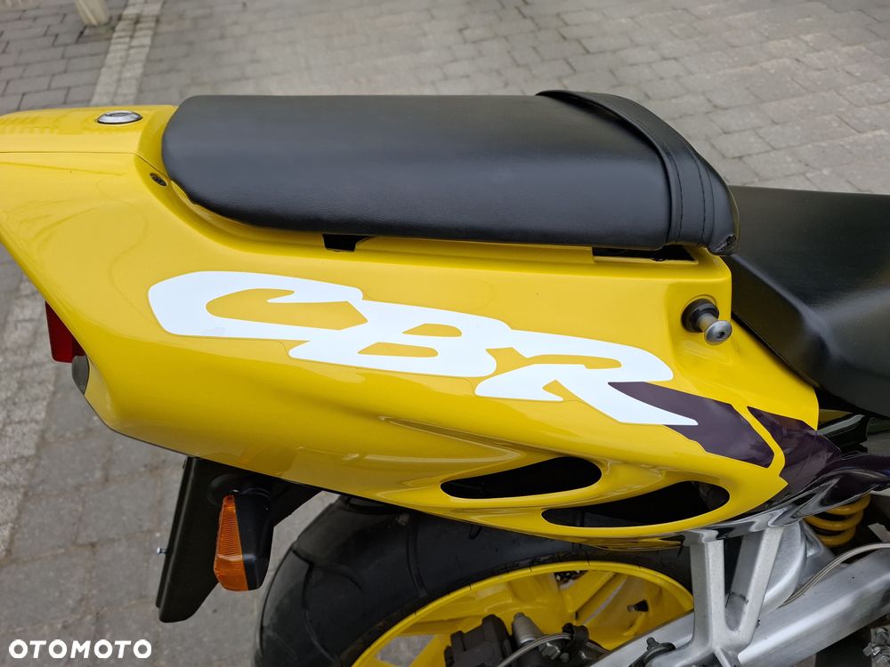 Honda CBR - 6