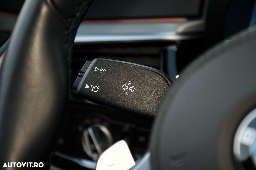 BMW Seria 5 520d Aut. M Sport Edition - 28