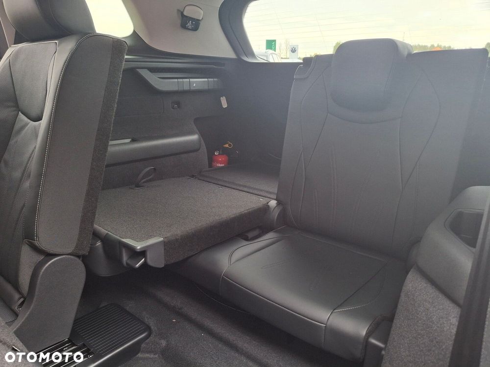 Volkswagen Tayron 2.0 TSI Elegance DSG - 24