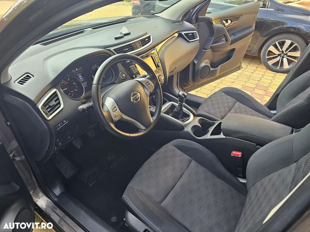Nissan Qashqai 1.5 DCI N-Connecta - 5