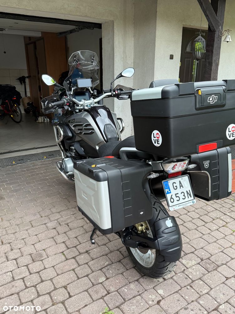 BMW R - 9