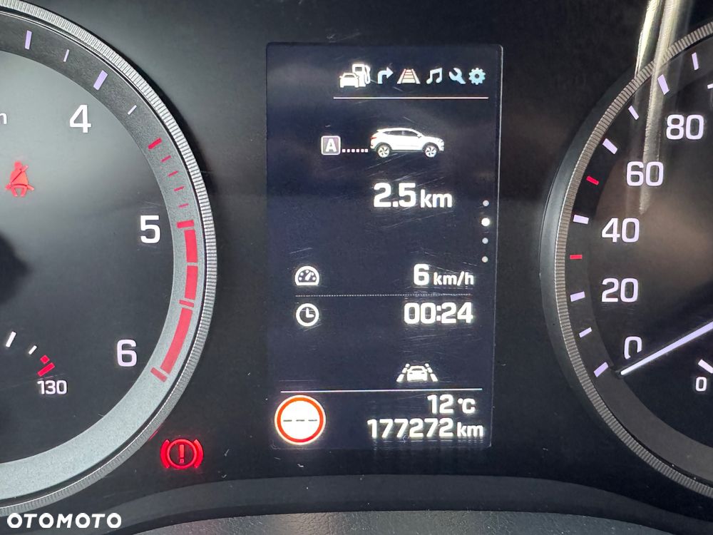 Hyundai Tucson 2.0 CRDi 4WD Advantage - 23