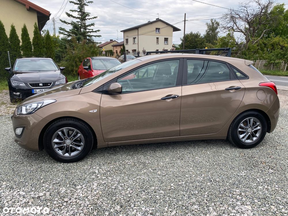 Hyundai i30 1.4 Fifa World Cup Edition - 15