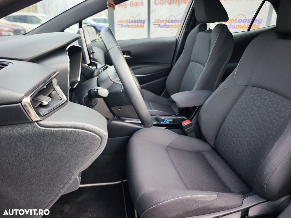 Toyota Corolla 1.8 HSD Business - 15