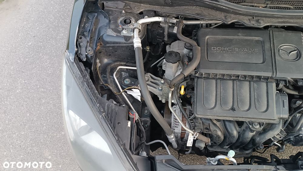 Mazda 2 - 13