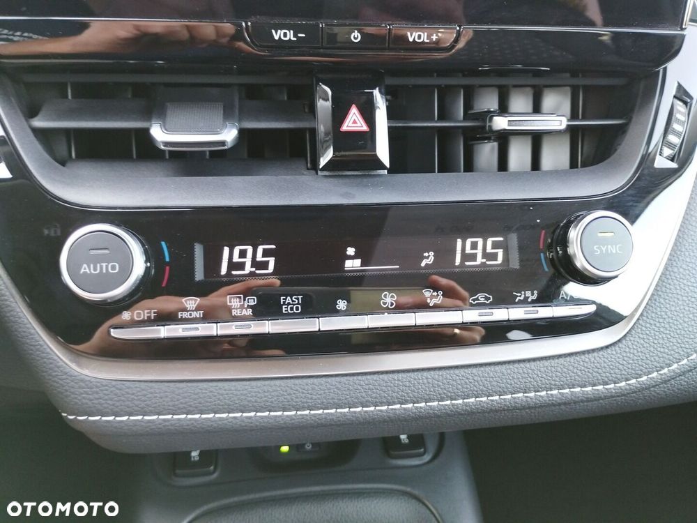 Toyota Corolla 1.8 Hybrid Style - 20