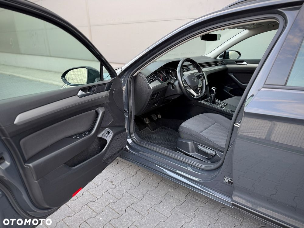 Volkswagen Passat 1.5 TSI EVO Business - 30