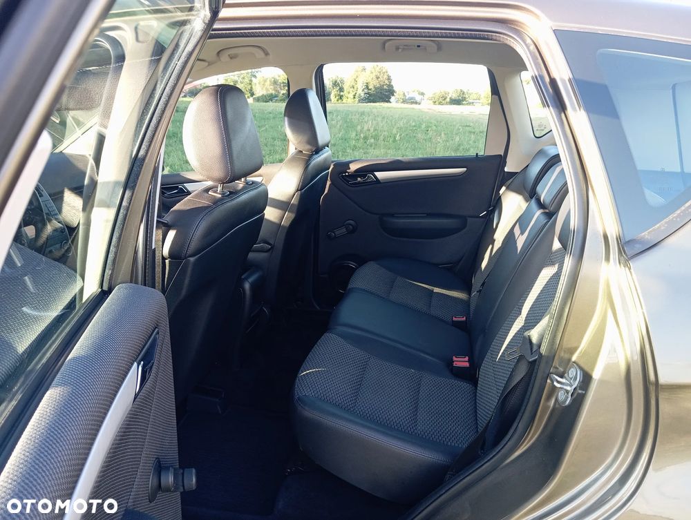 Mercedes-Benz Klasa A 150 BlueEFFICIENCY Elegance - 8