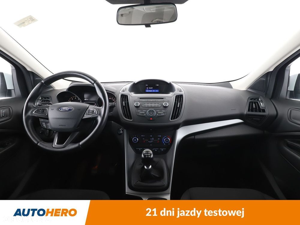Ford Kuga - 12