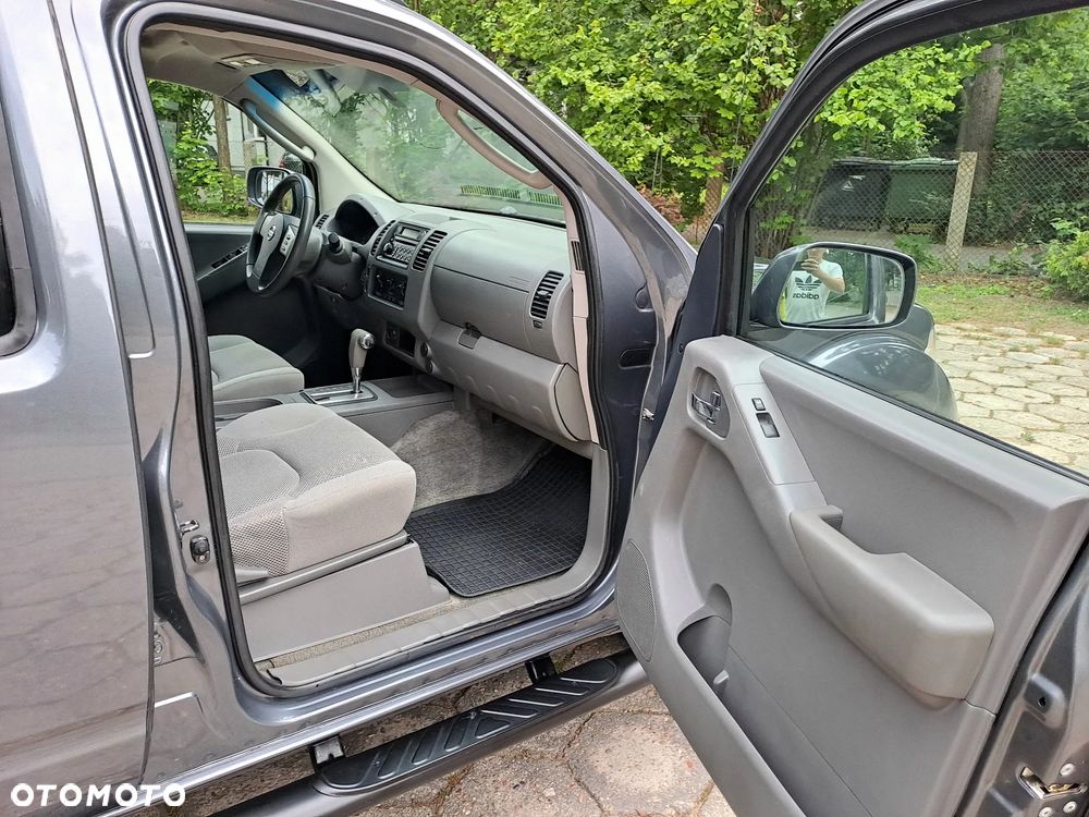 Nissan Frontier - 9