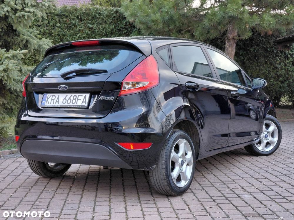 Ford Fiesta 1.4 Champions Edition - 6