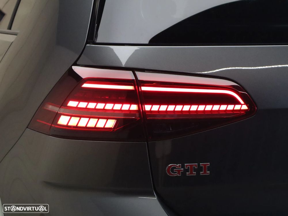 VW Golf 2.0 TSI GTI DSG Performance - 12