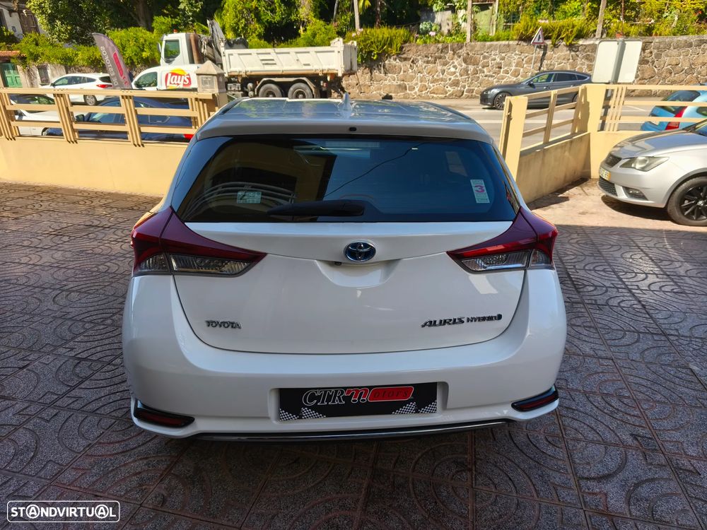 Toyota Auris 1.8 HSD Comfort+J17 - 9