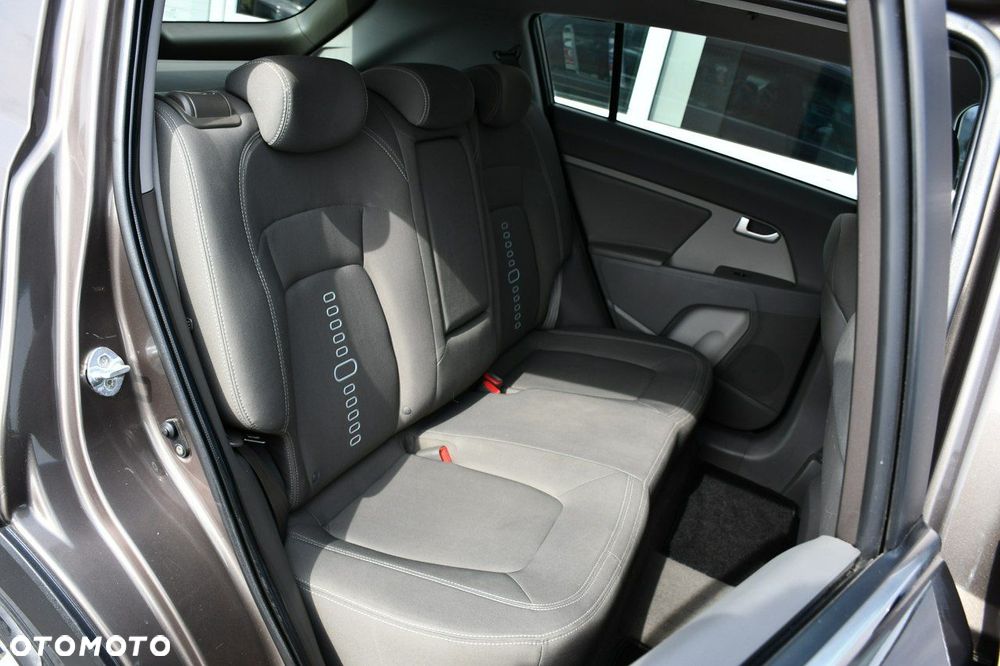 Kia Sportage 1.7 CRDI 2WD Attract - 28