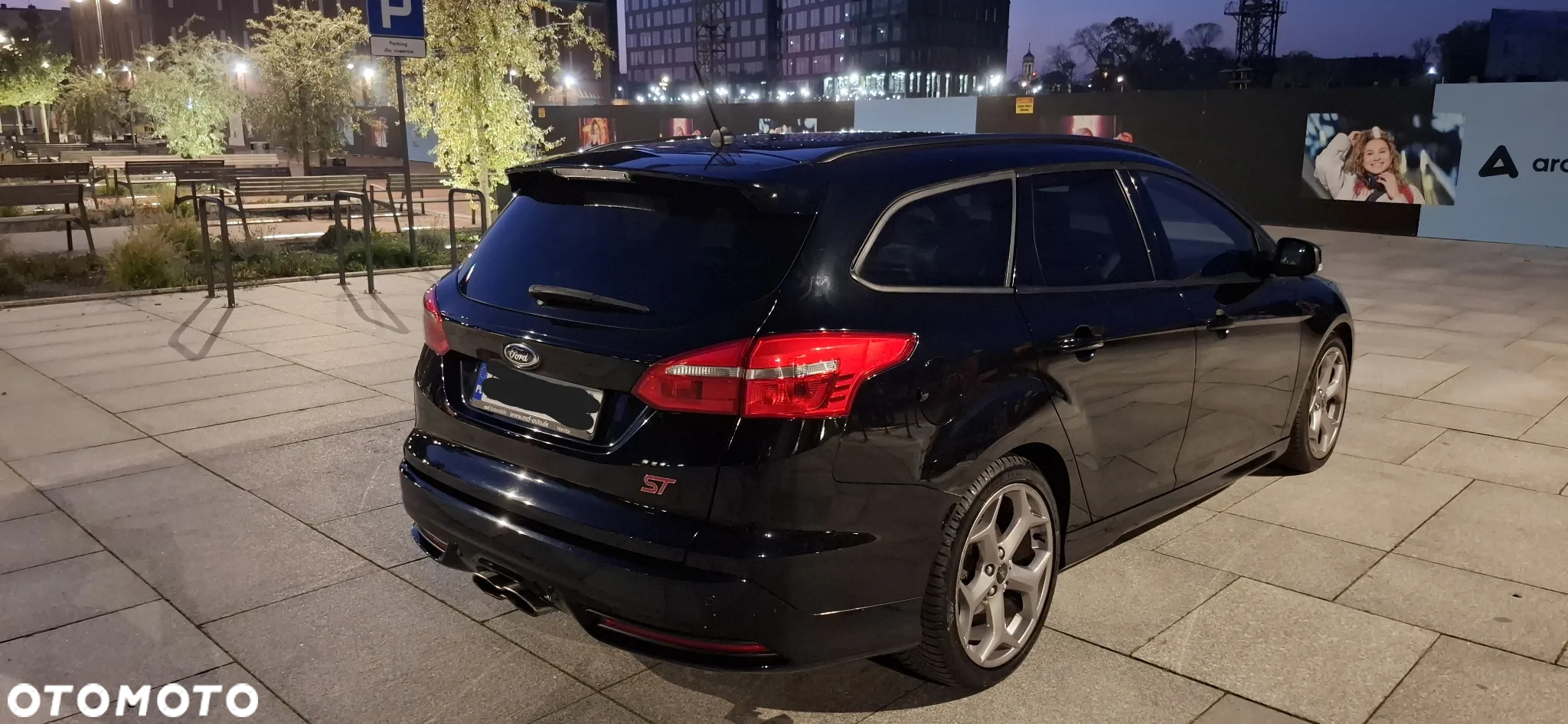 Ford Focus 2.0 EcoBoost ST - 16
