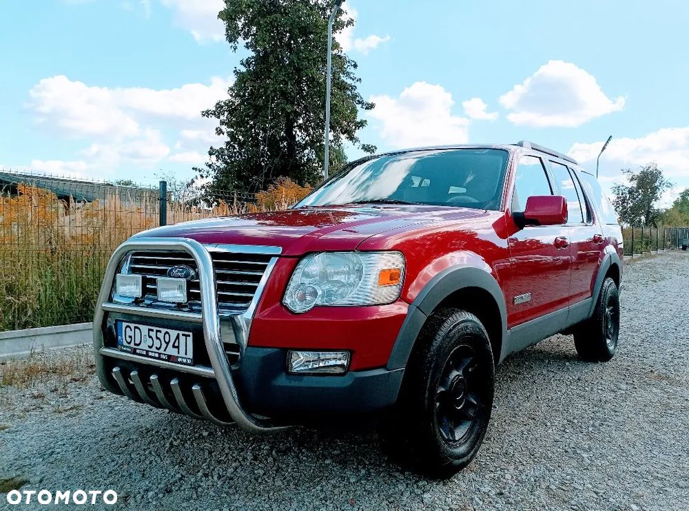 Ford Explorer 4.0 4WD - 26