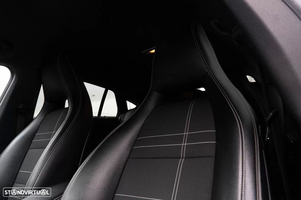 Mercedes-Benz CLA 180 d Shooting Brake - 15