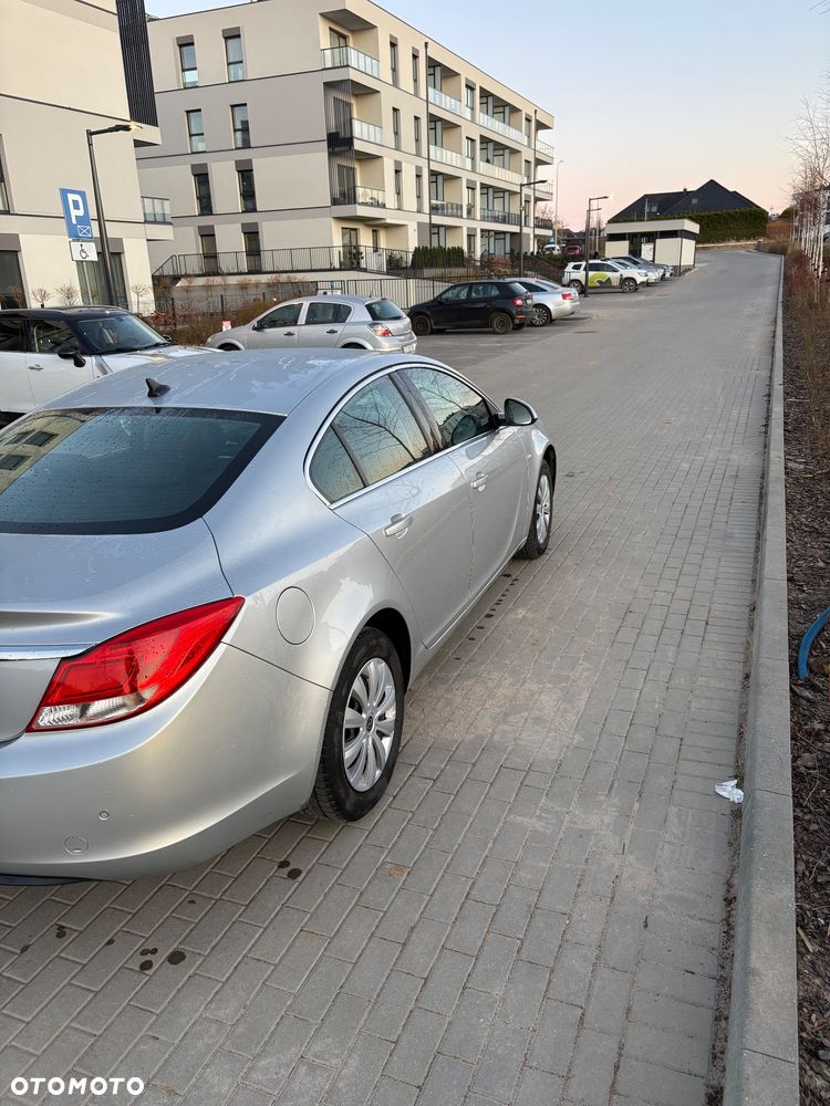 Opel Insignia 1.8 - 6