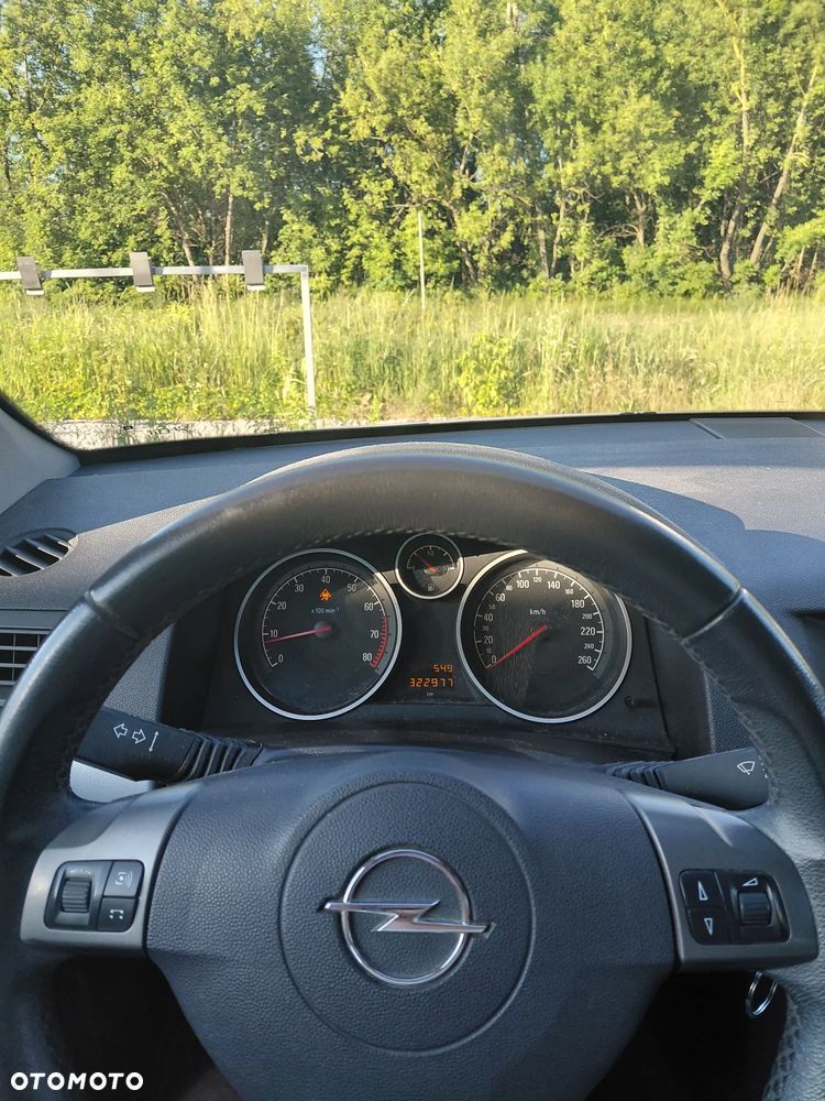 Opel Astra 1.4 - 11