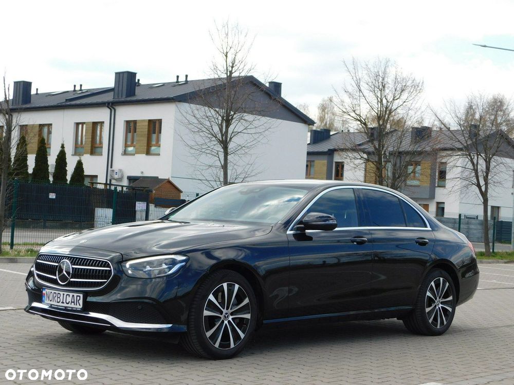 Mercedes-Benz Klasa E - 20