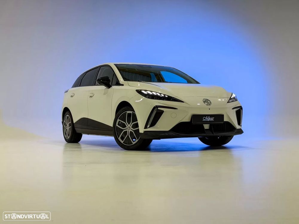 MG MG4 64 kWh Luxury - 5