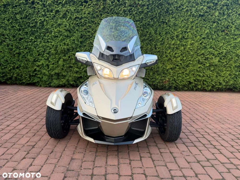 Can-Am Spyder - 3