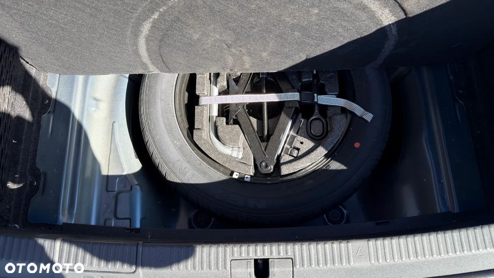 Skoda Superb 2.0 TDI SCR 4x4 Sportline DSG - 9