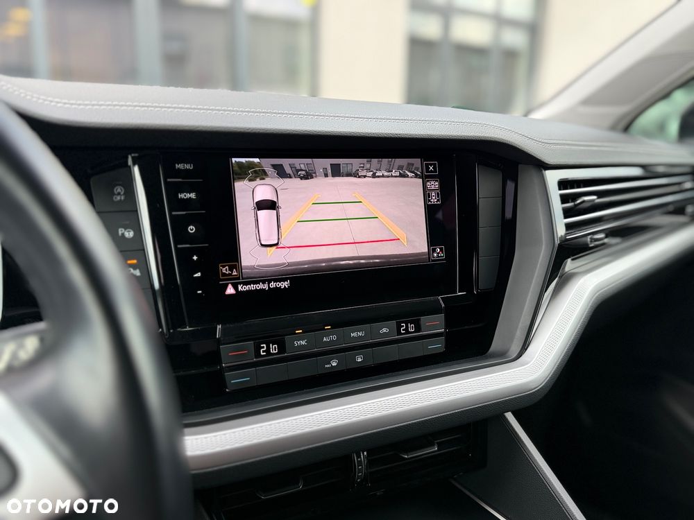 Volkswagen Touareg 3.0 V6 TDI SCR 4Mot - 29