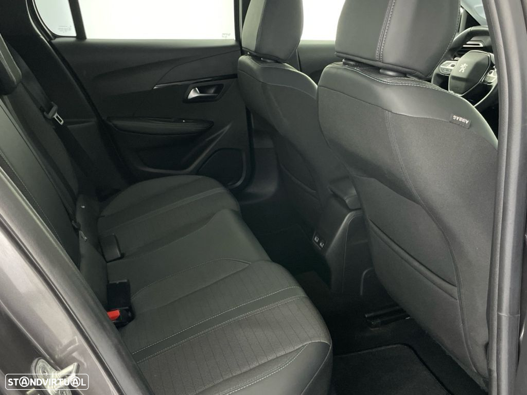 Peugeot 208 1.2 PureTech Allure EAT8 - 24