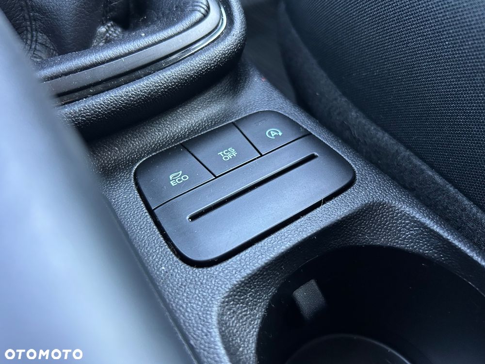 Ford Fiesta 1.1 S&S COOL&CONNECT - 20