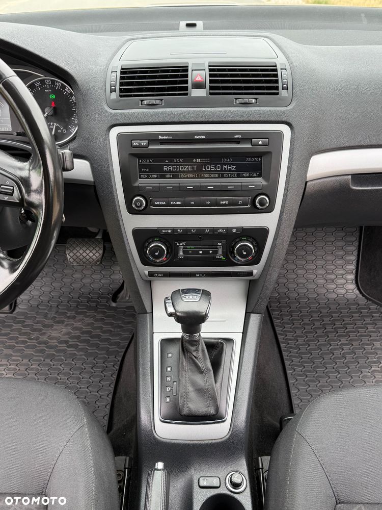 Skoda Octavia 1.4 TSI Family DSG - 9