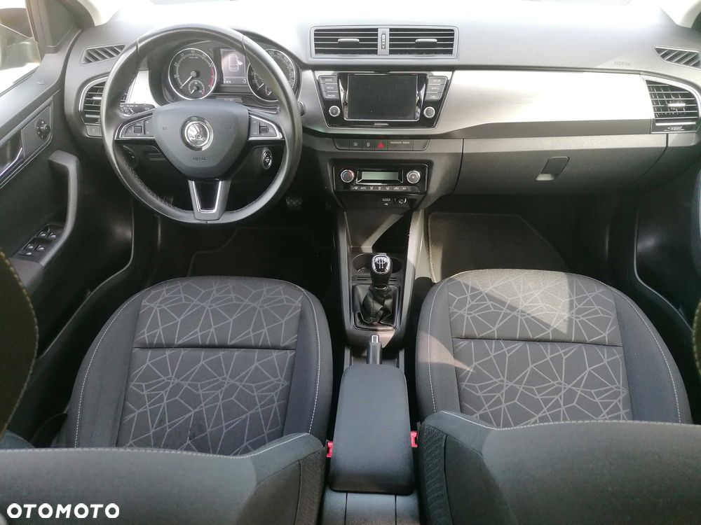 Skoda Fabia - 6