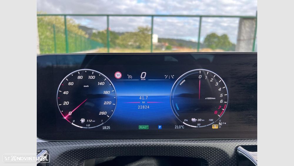 Mercedes-Benz CLA 250 e AMG Line - 19