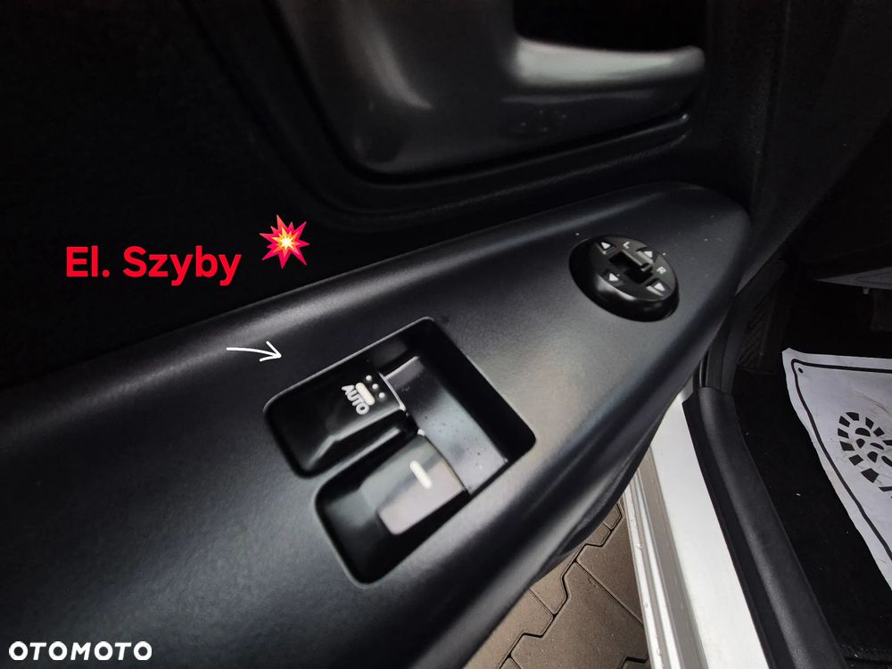 Kia Rio 1.2 Dream Team Edition - 9