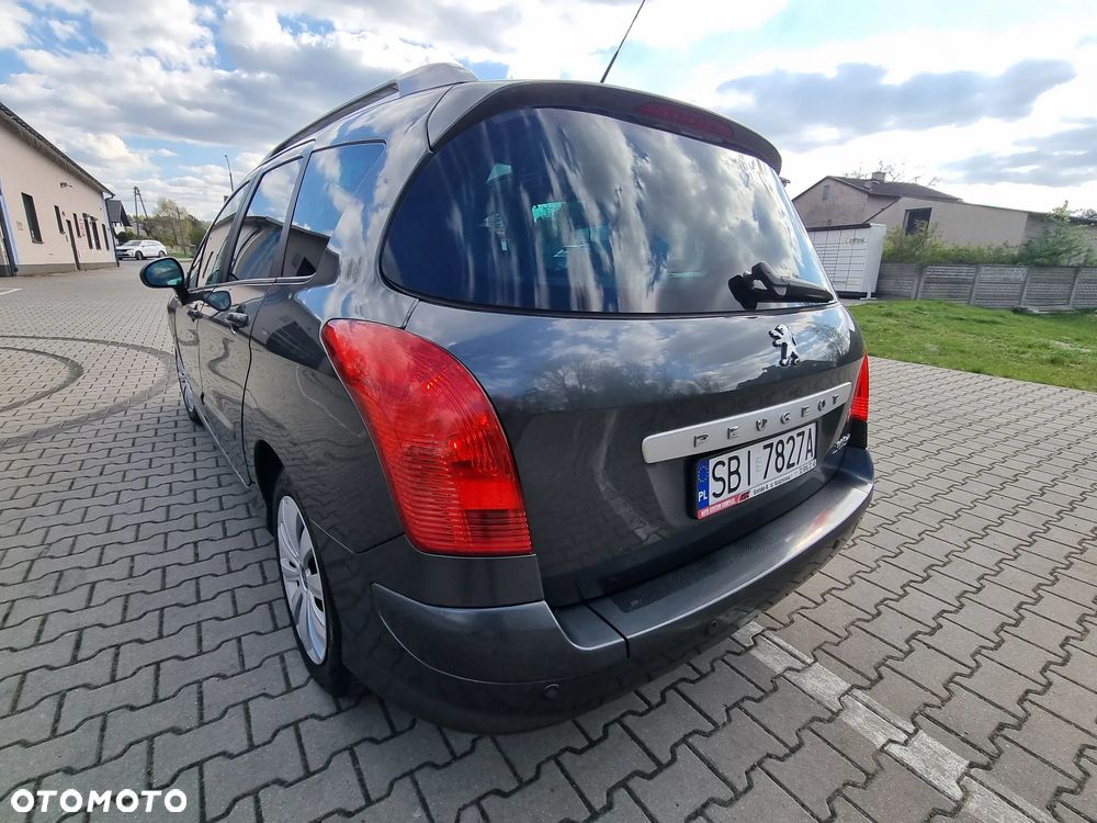 Peugeot 308 1.6 Premium Plus - 11