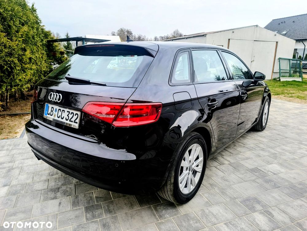 Audi A3 Sportback 1.4 TFSI Attraction - 3