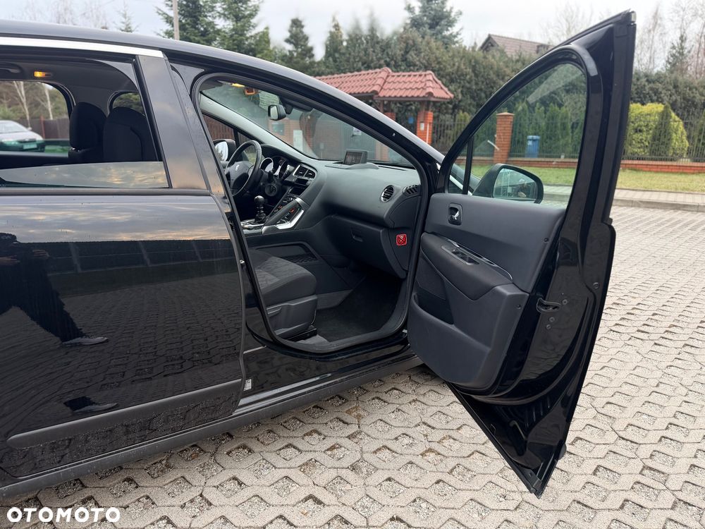 Peugeot 3008 1.6 Premium - 24