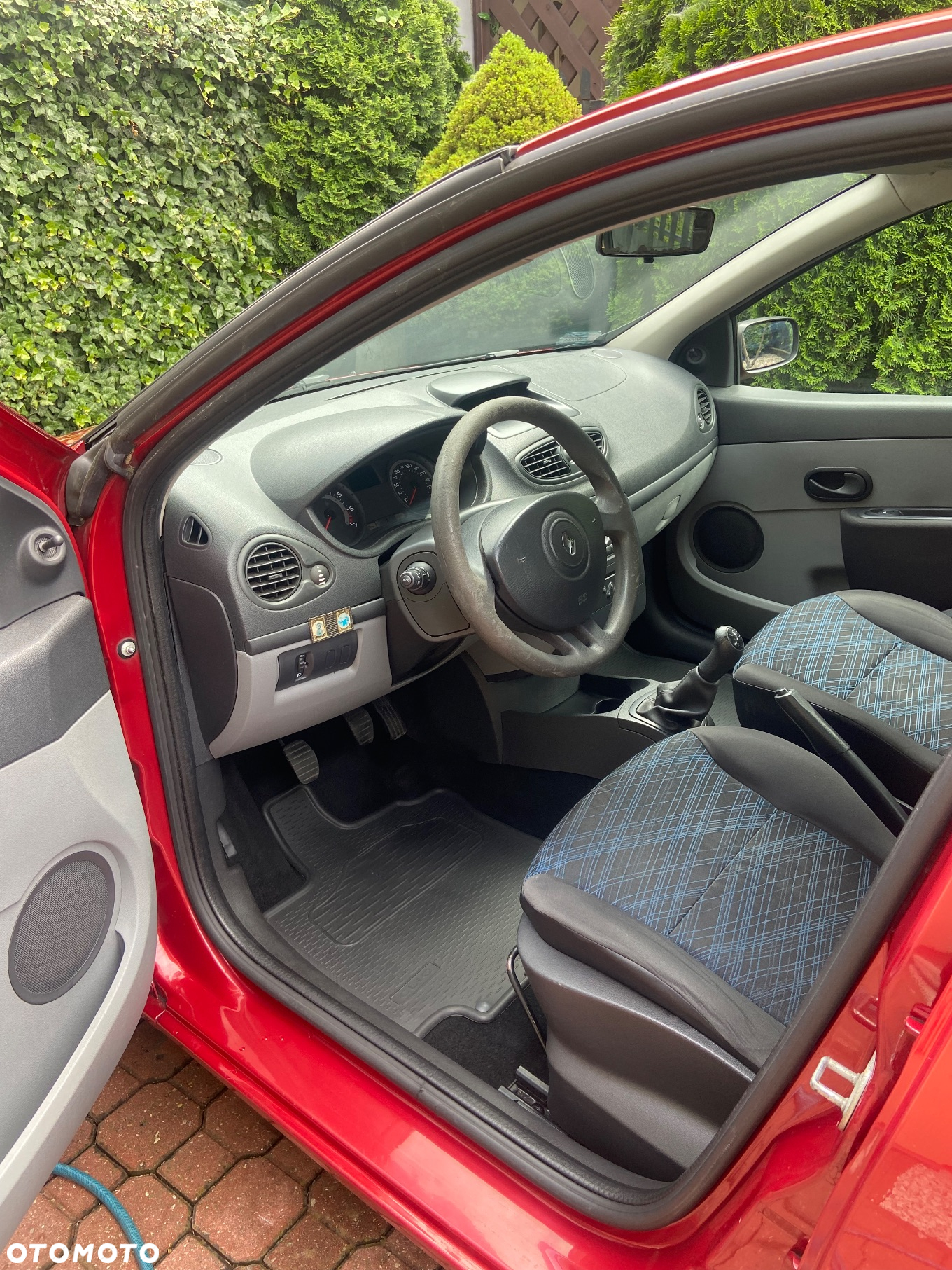 Renault Clio - 7