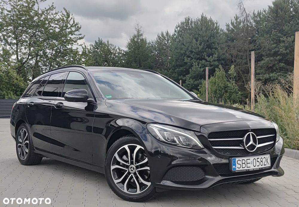 Mercedes-Benz Klasa C 180 (BlueEFFICIENCY) Avantgarde - 3