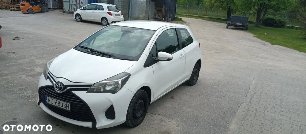 Toyota YARIS - 2