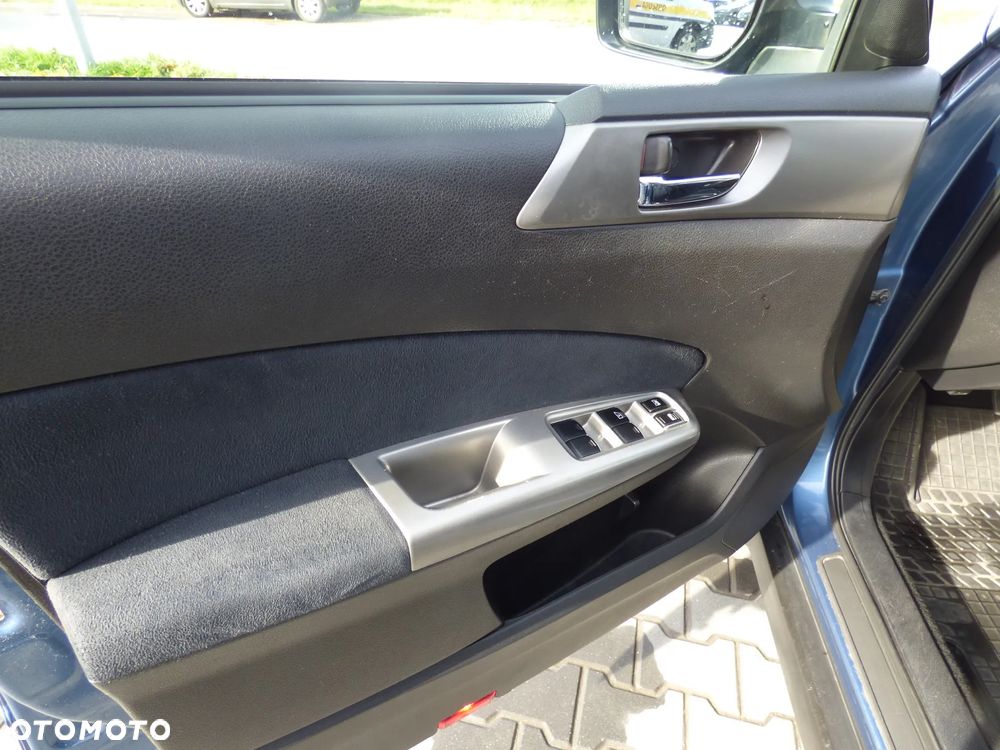 Subaru Forester 2.0 XE NAV - 26