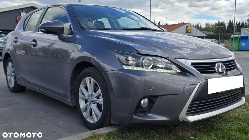 Lexus CT - 14