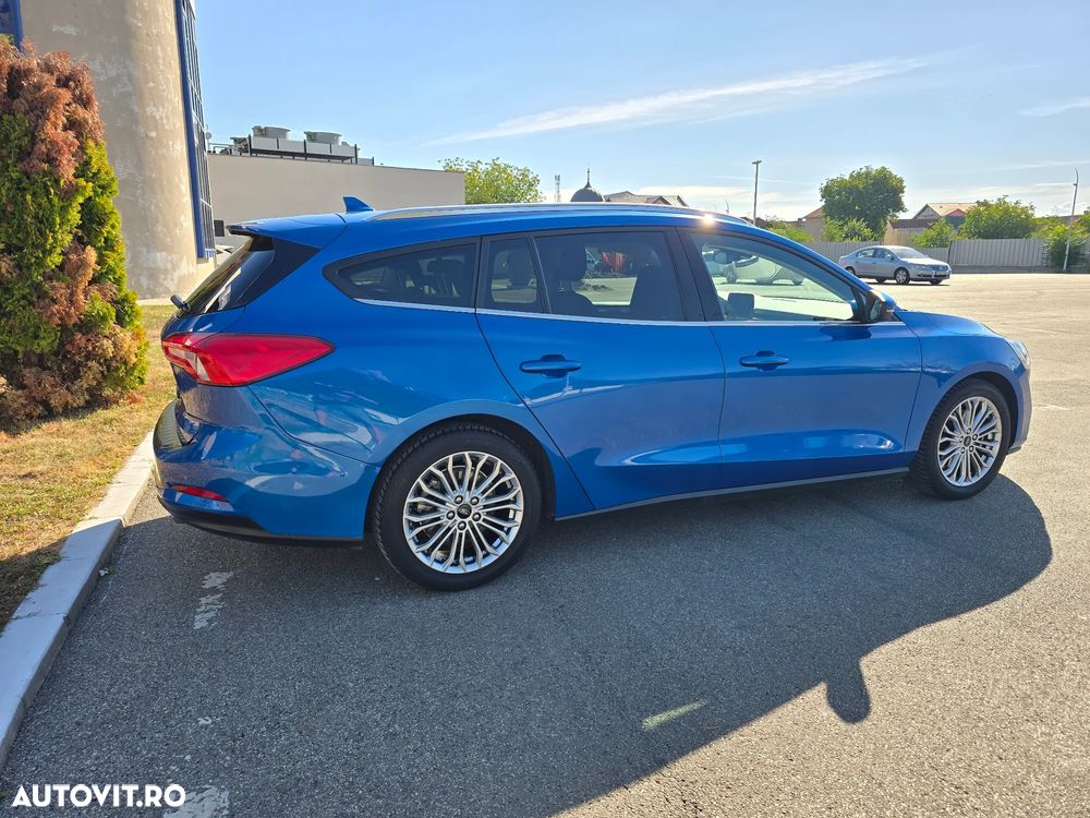 Ford Focus - 4