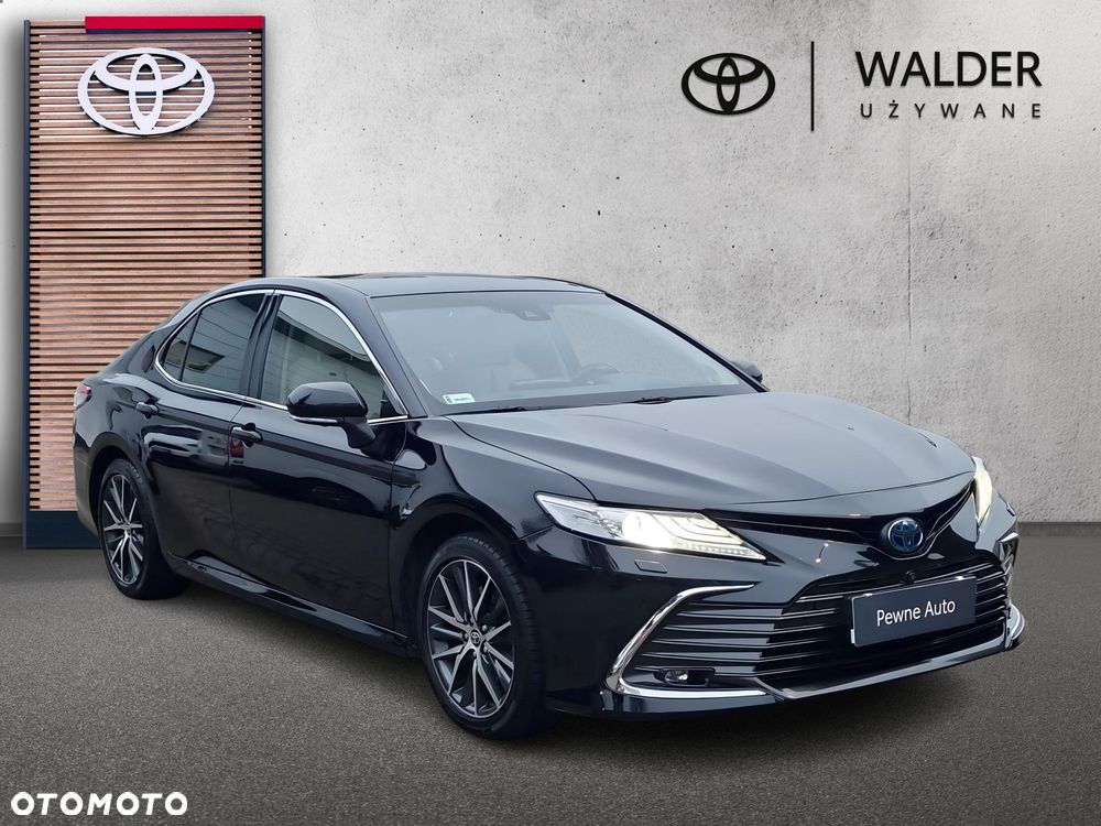 Toyota Camry 2.5 Hybrid Executive CVT - 2