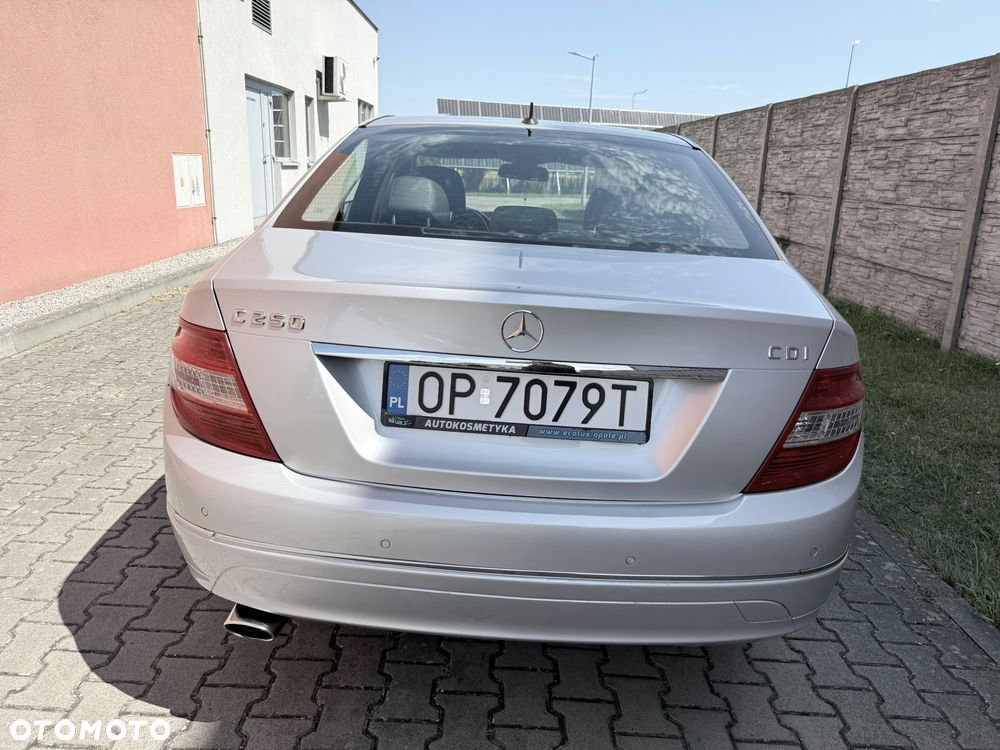 Mercedes-Benz Klasa C 250 CDI DPF Automatik BlueEFFICIENCY Avantgarde - 10