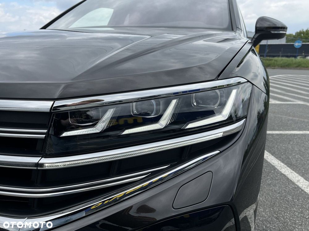 Volkswagen Touareg - 28